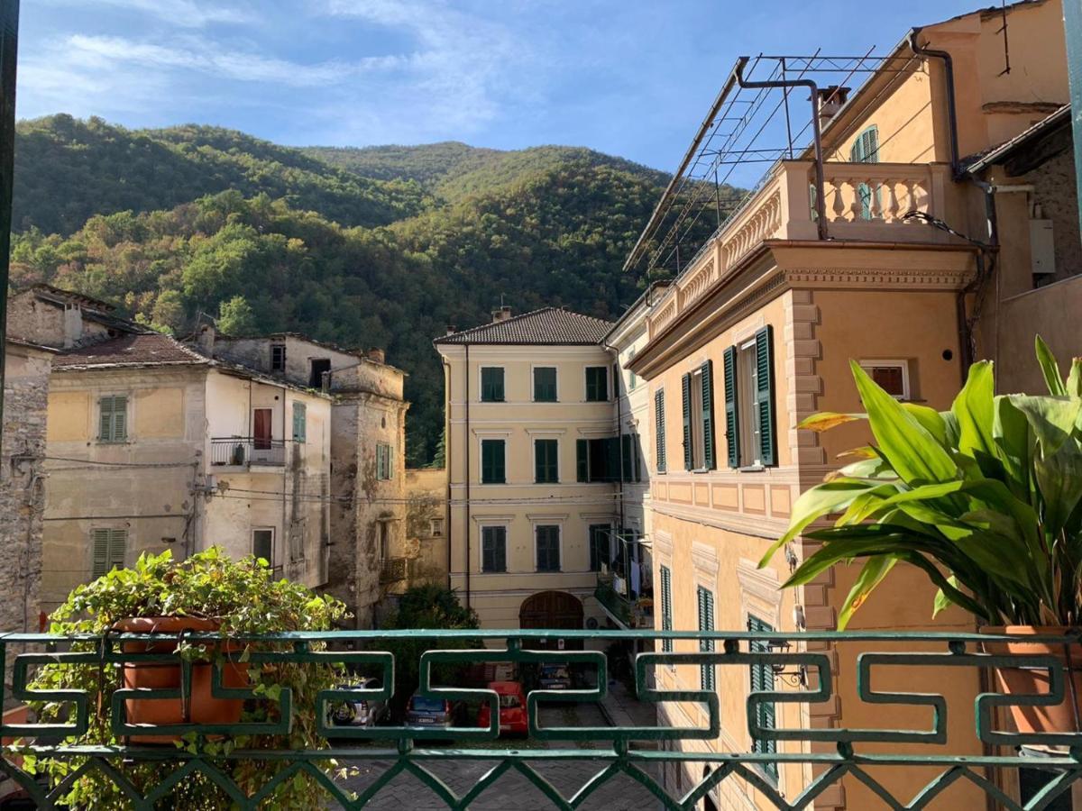 Albergo Dell'Angelo Pieve di Teco Dış mekan fotoğraf